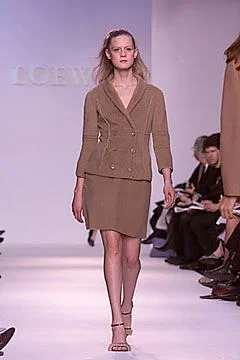 Look 10